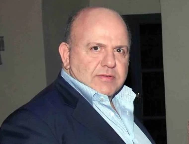 Ν.Μουρατίδης: «Χώρισα με την Αφροδίτη, παντρεύτηκα τον Μπάμπη και τώρα θα παντρευτώ τον Αριστοτέλη που λέγεται Μόνικα»